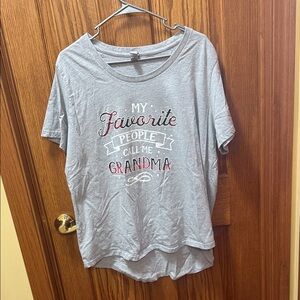 "My Favorite People Call Me Grandma" Grey Graphic Tee
